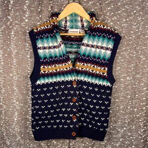 Patterned Button Up Sweater Vest Sleeveless Sweater W/ Hoods